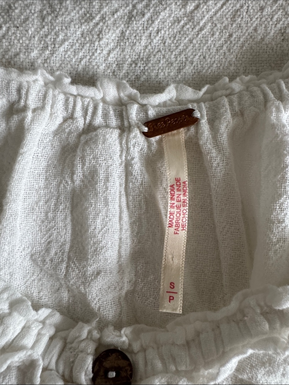 White Ruffle Button-Front Crop Top - Picture 3 of 4